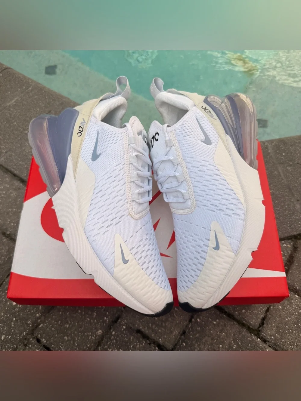NIKE WOMENS AIR MAX 270 WHITE BLUE WHISPER AH6789-121 AVAILABLE NOW SZ 12W